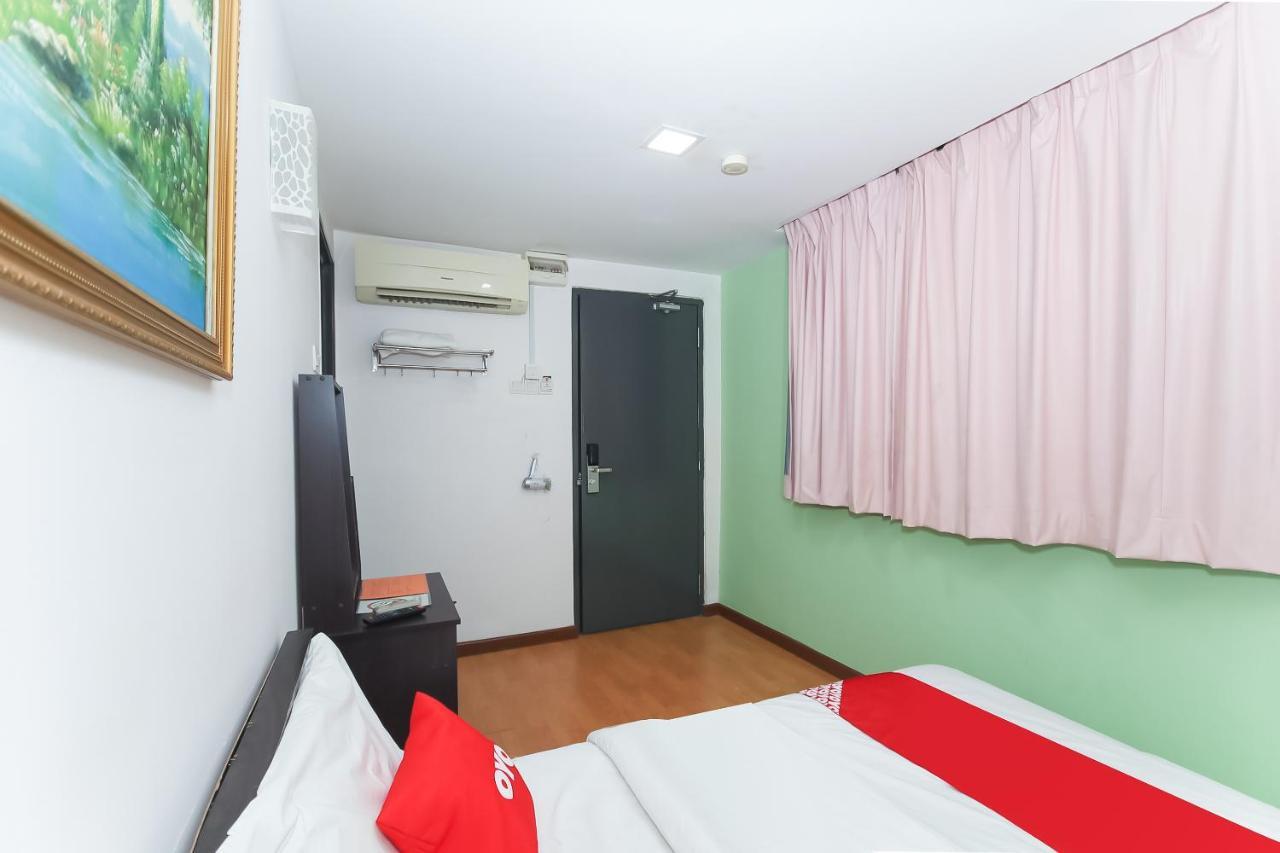 Super Oyo 90345 Tm Hotel Ampang  Zewnętrze zdjęcie